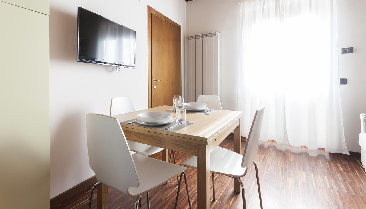 Italianway-corso Lodi 31 *